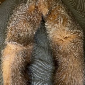 Karl lagerfeld fur collar